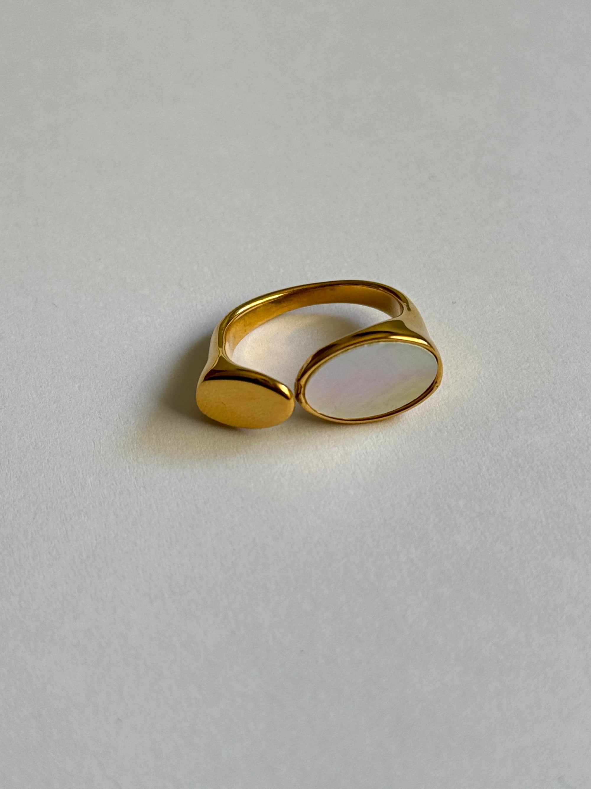 Anillo White Mango
