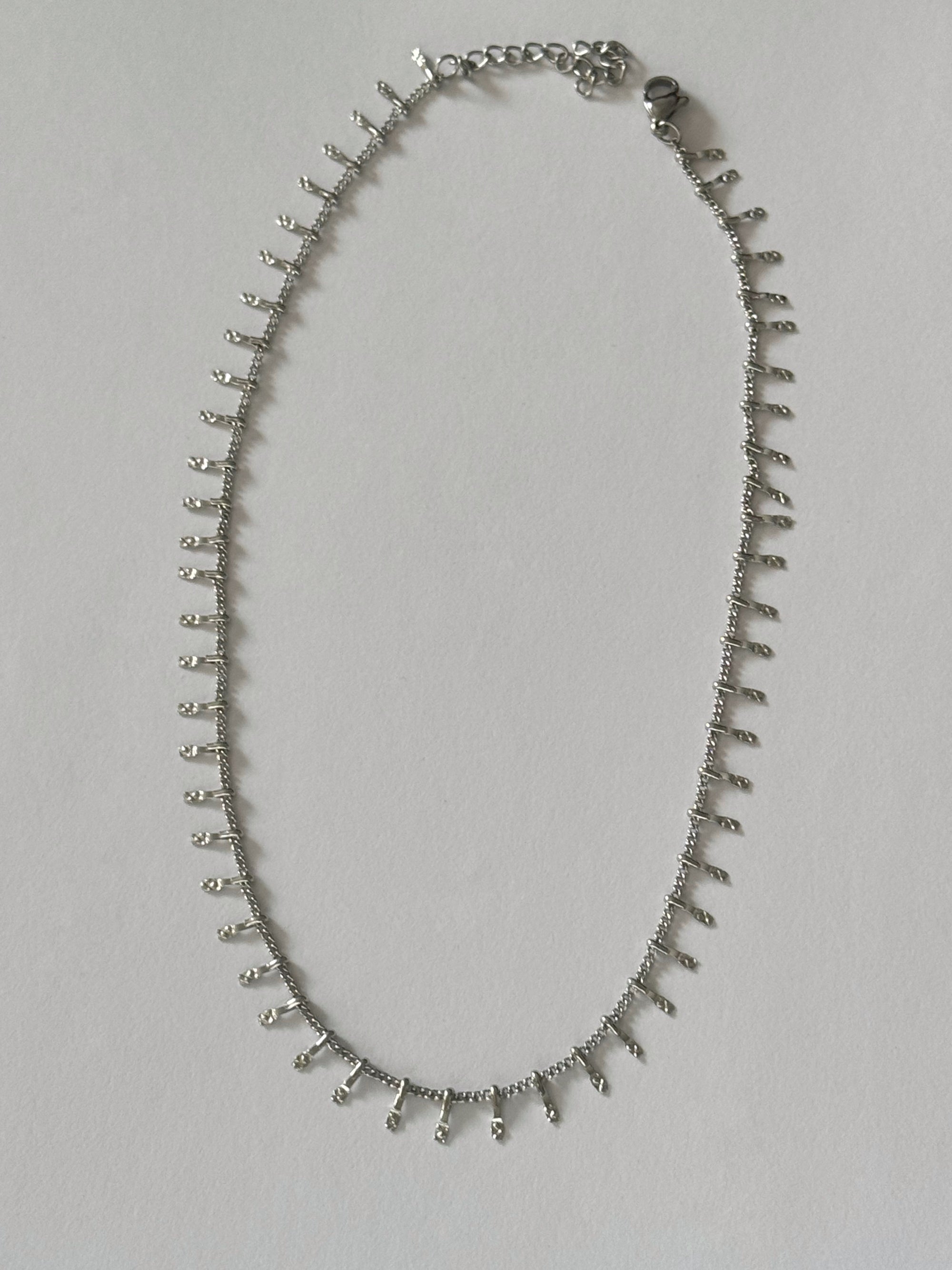 Collar Raiden