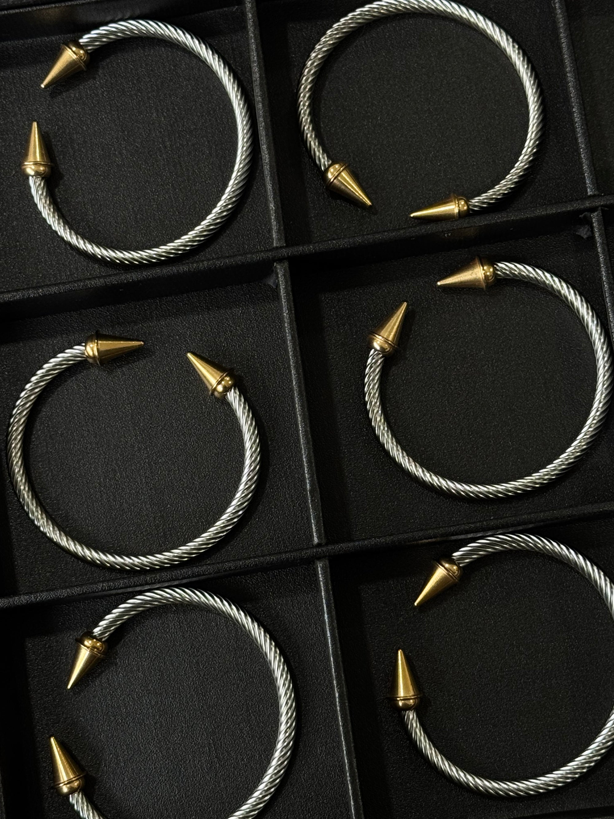 Pulsera Wire Faye