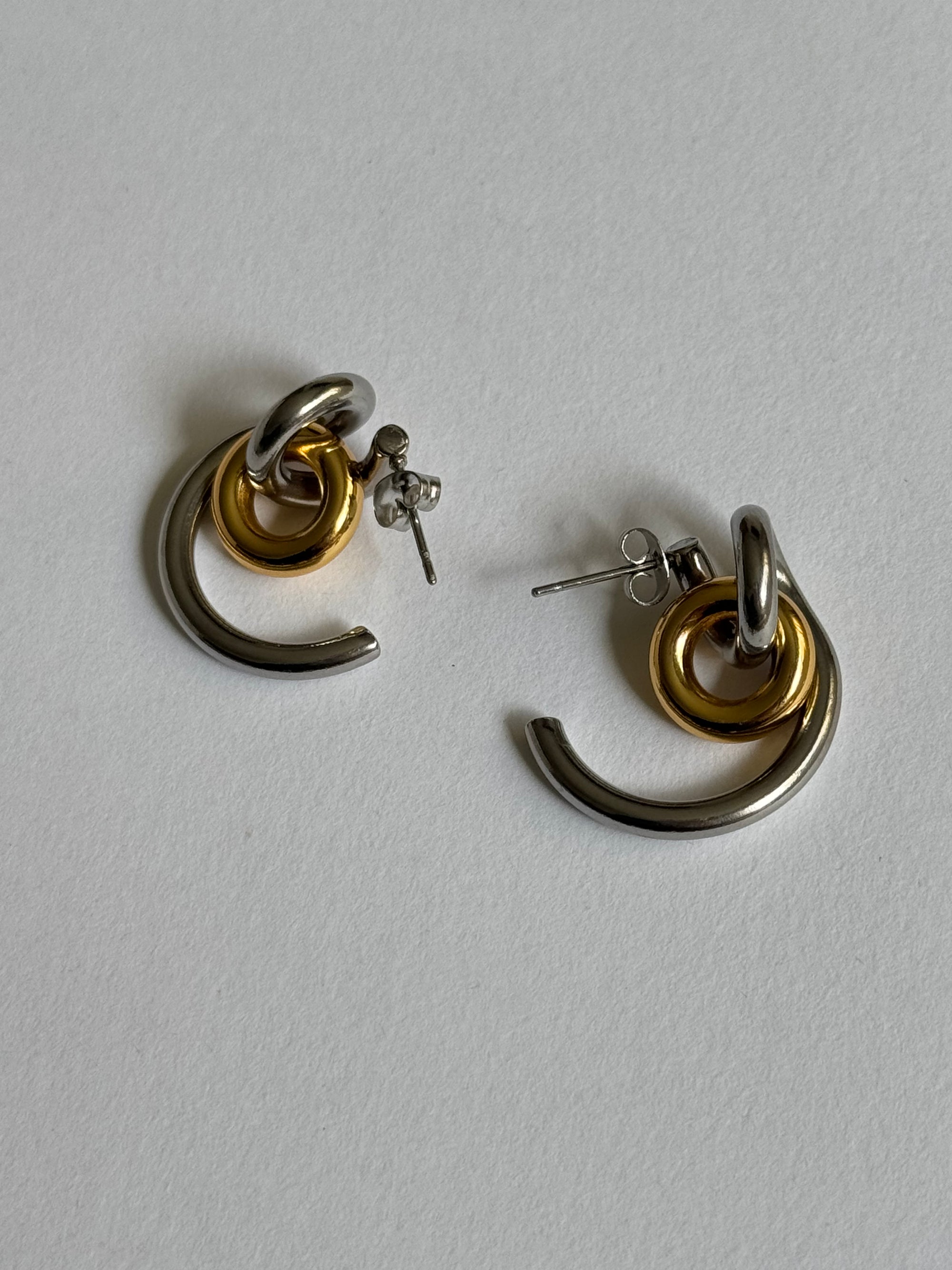 Aretes Dutton