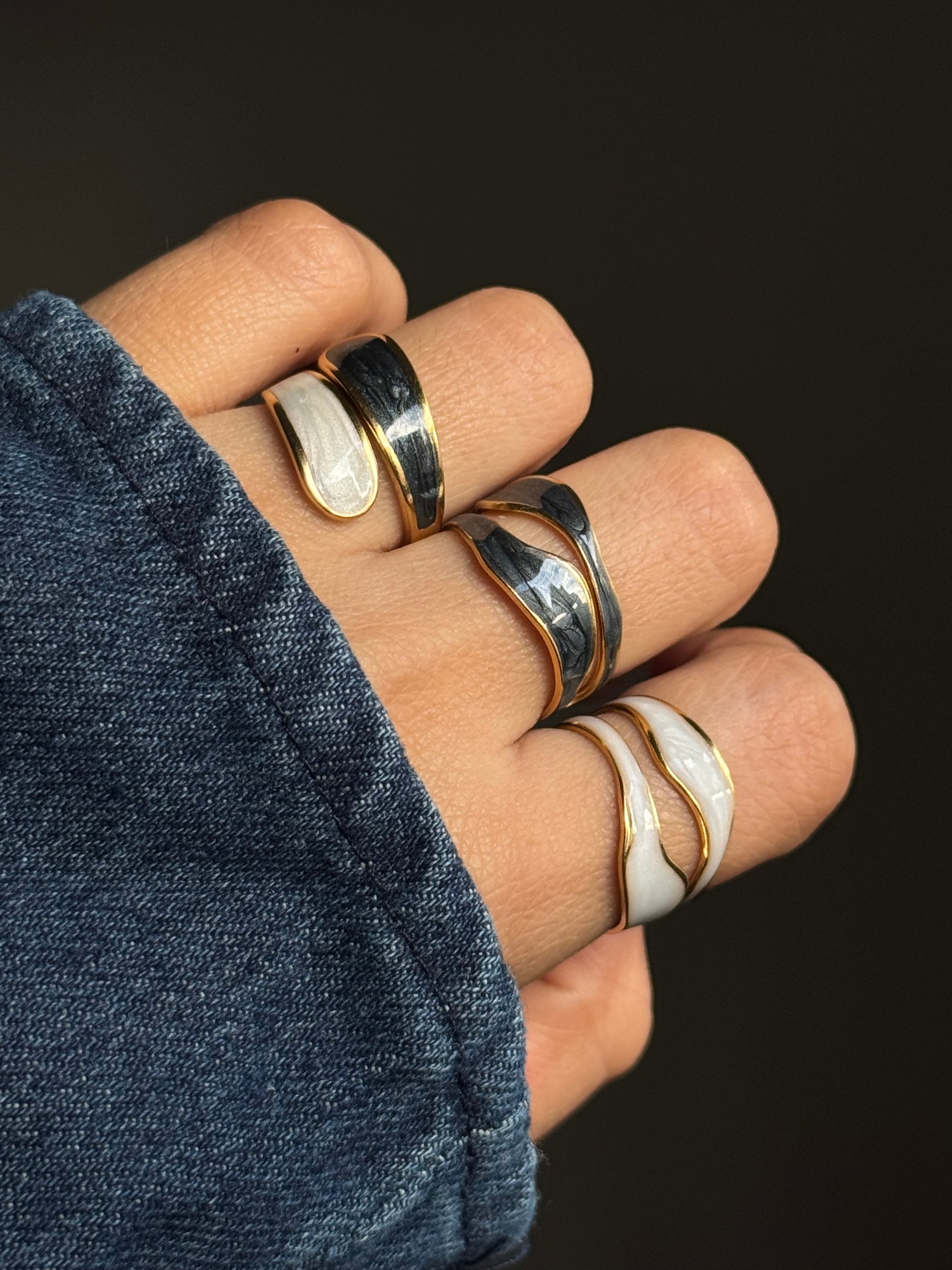 Anillo Esmaltado Ara