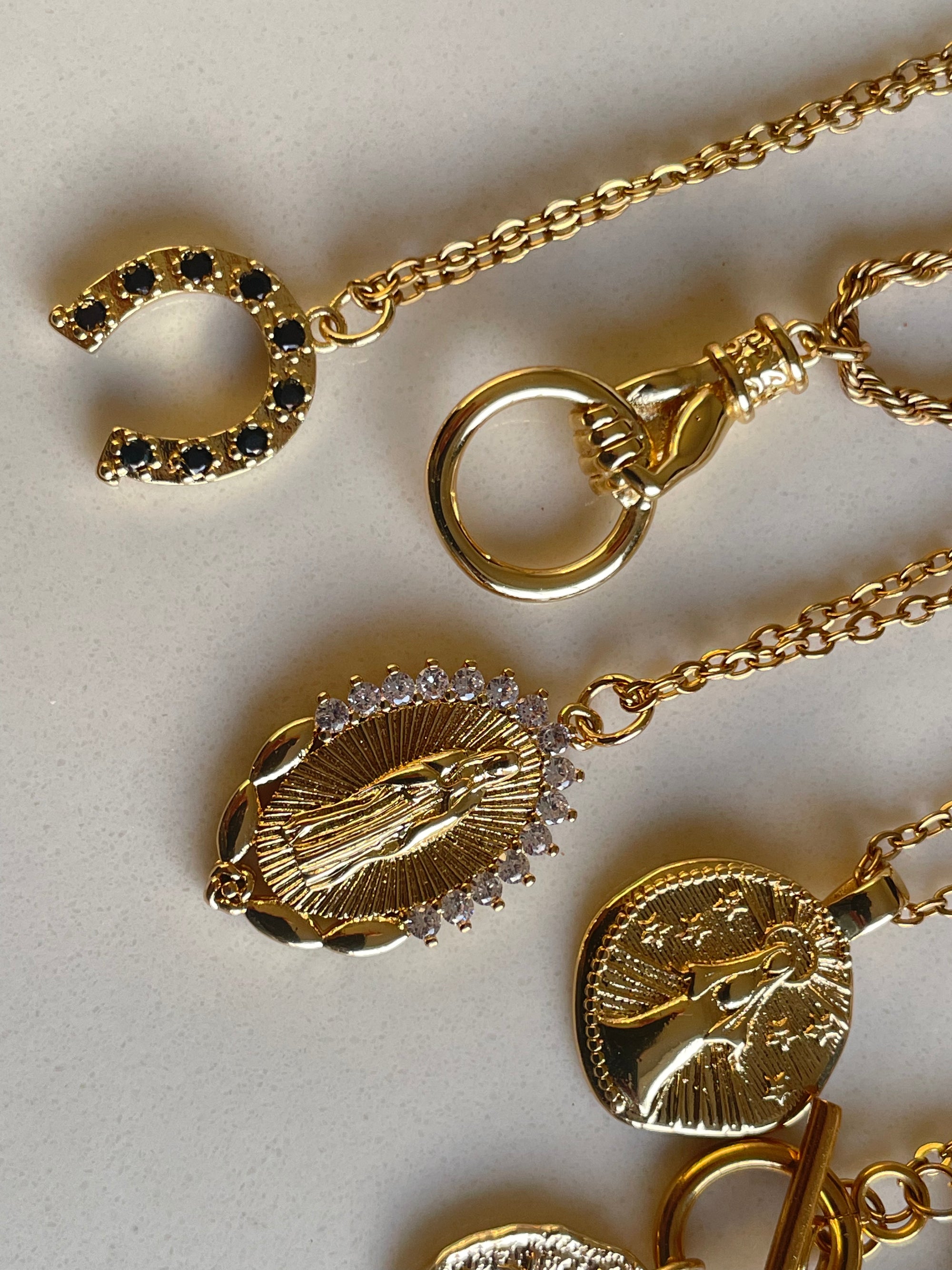 Collar Virgen 5