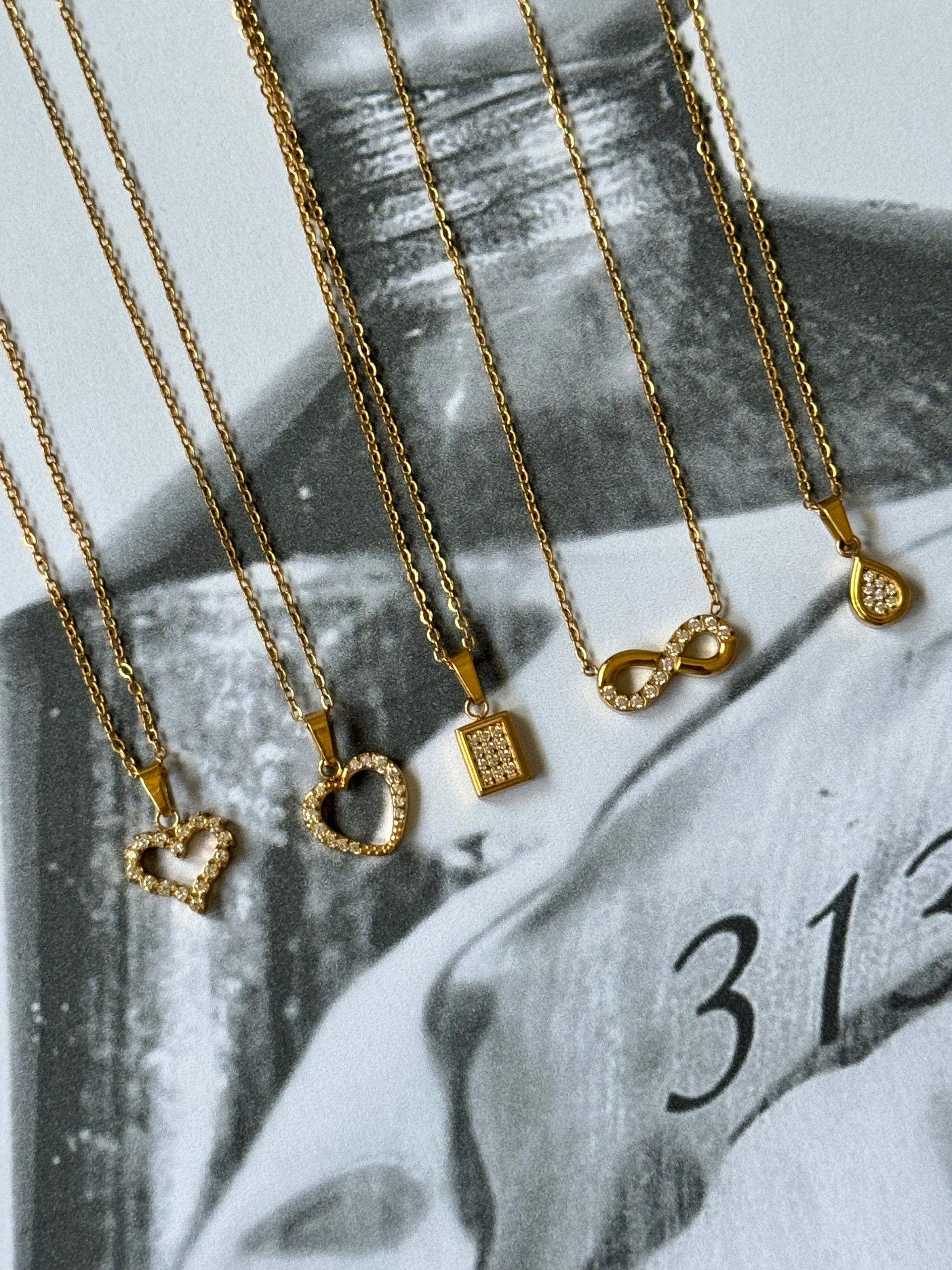 Collar Dainty Rectangle