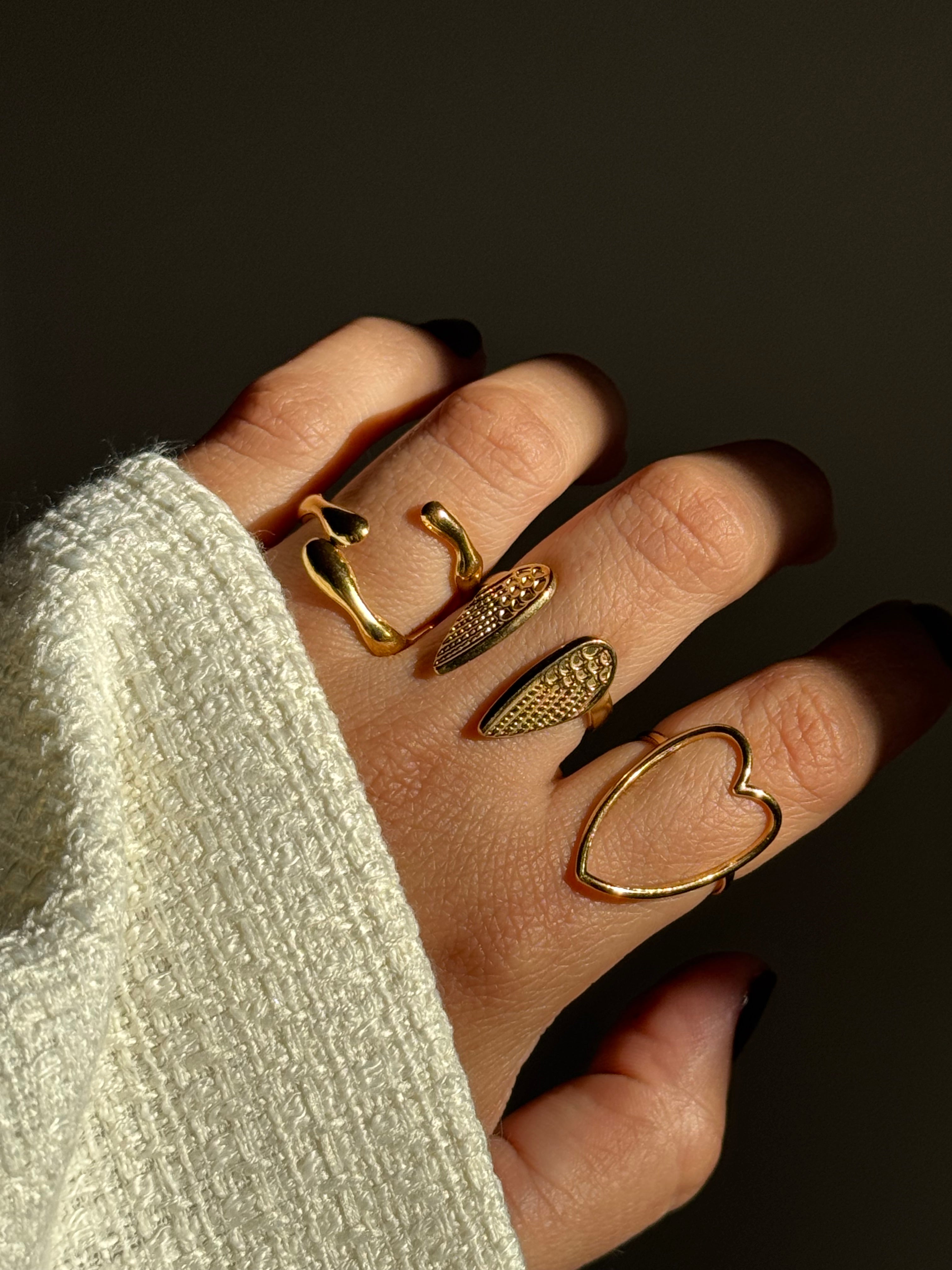 Anillo Heart Frame