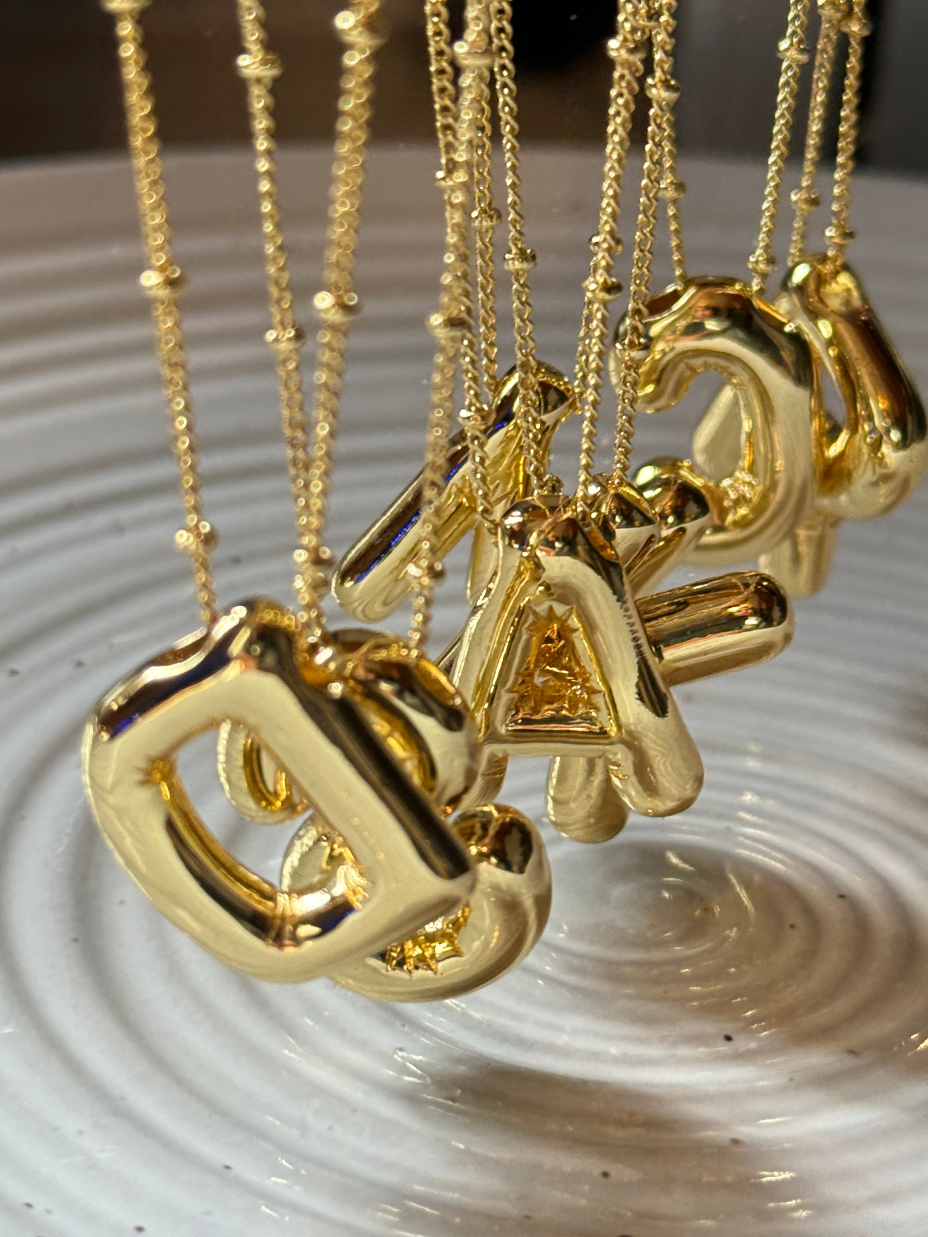 Collar Inicial Ballon