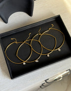 Contour Oval Necklace