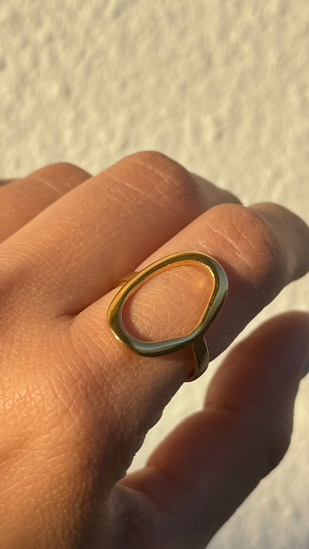 Anillo Luzia