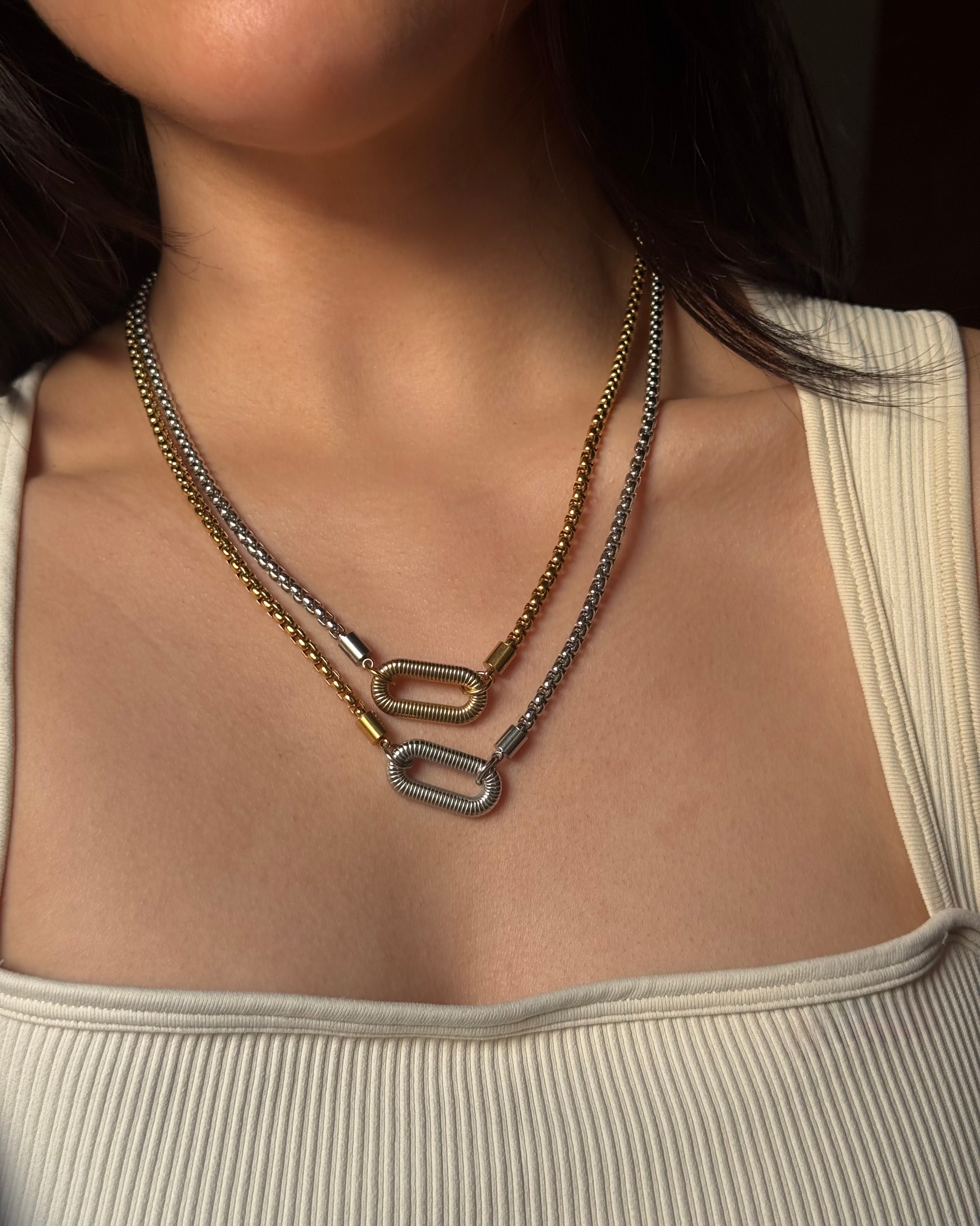 Collar Two Tone Oval