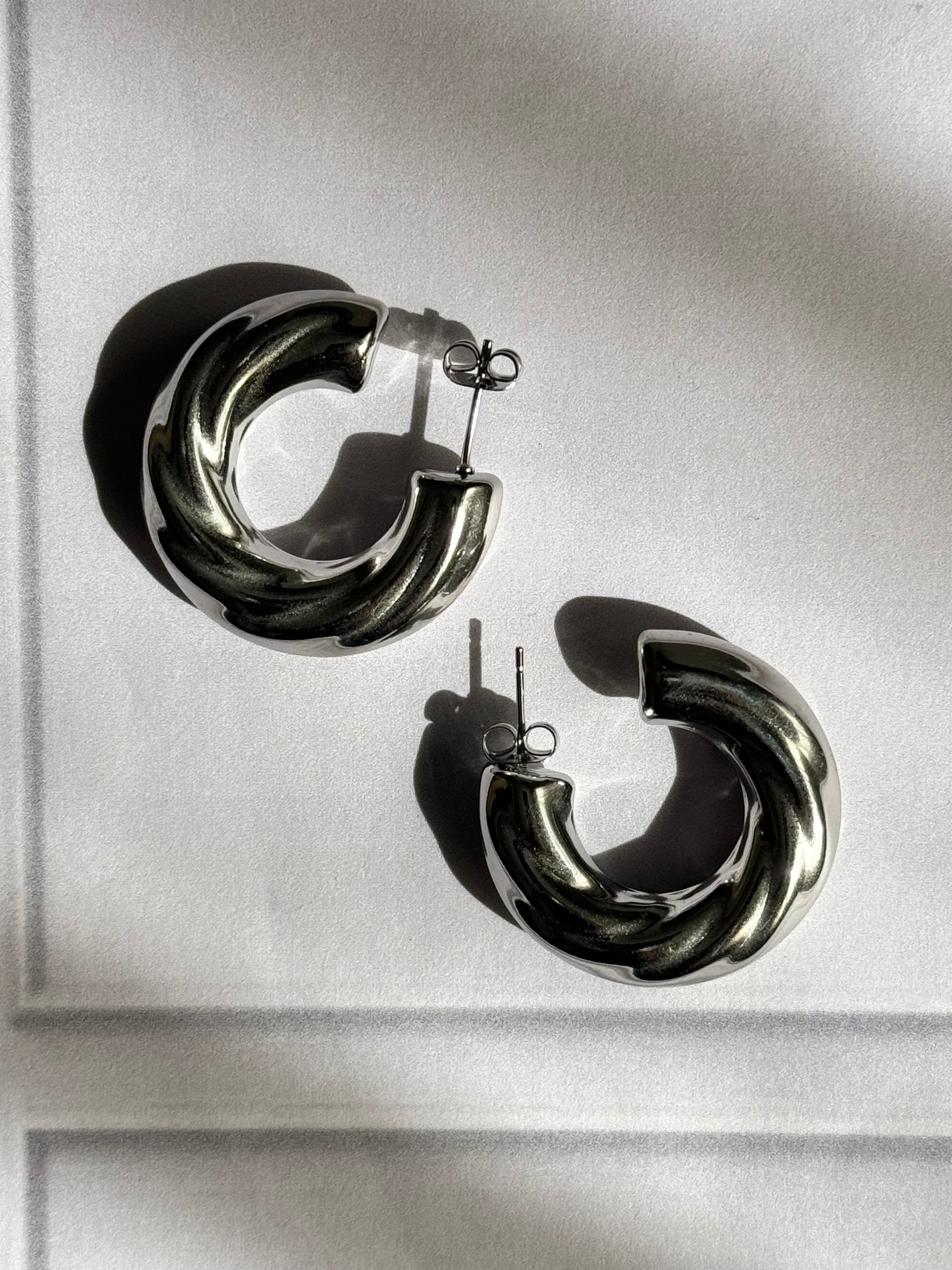 Aretes Rolled 2