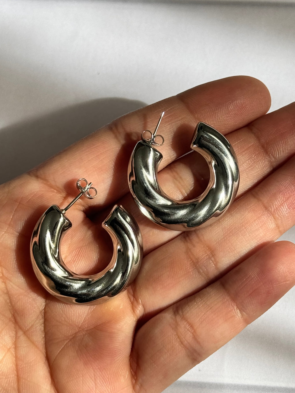 Aretes Rolled 2