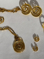 Aretes Cyrus