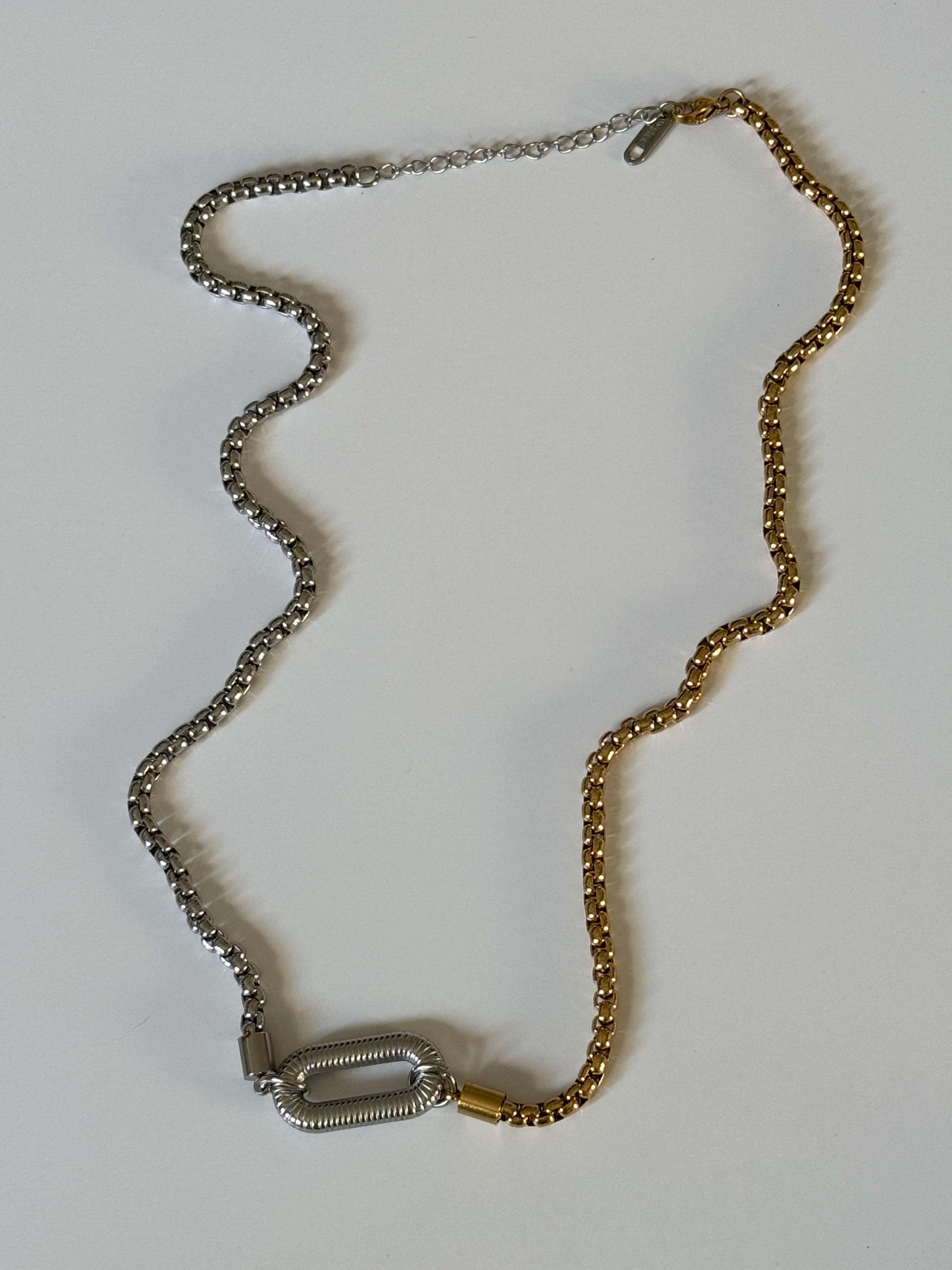 Collar Two Tone Oval