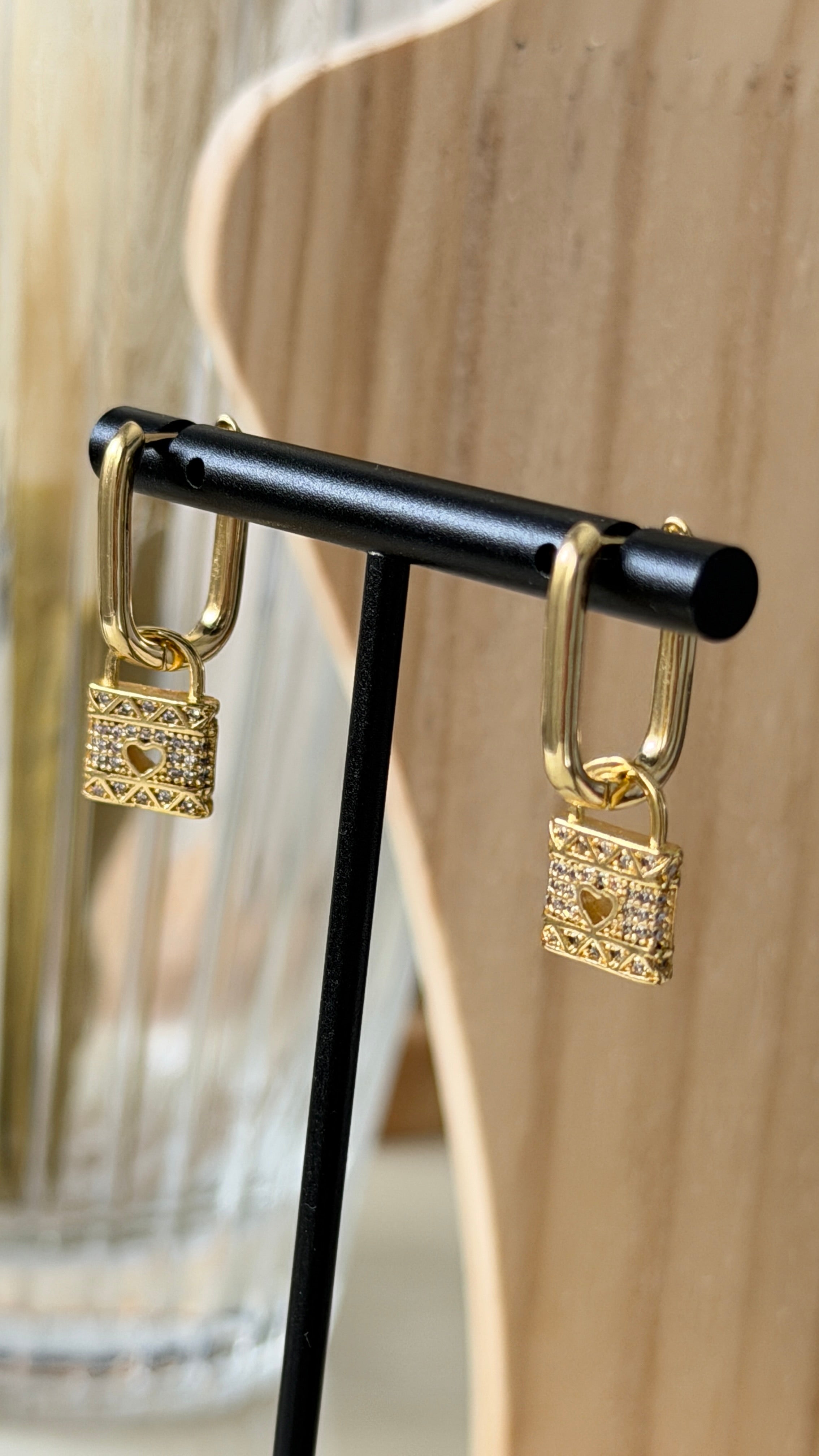 Aretes Golden Secret