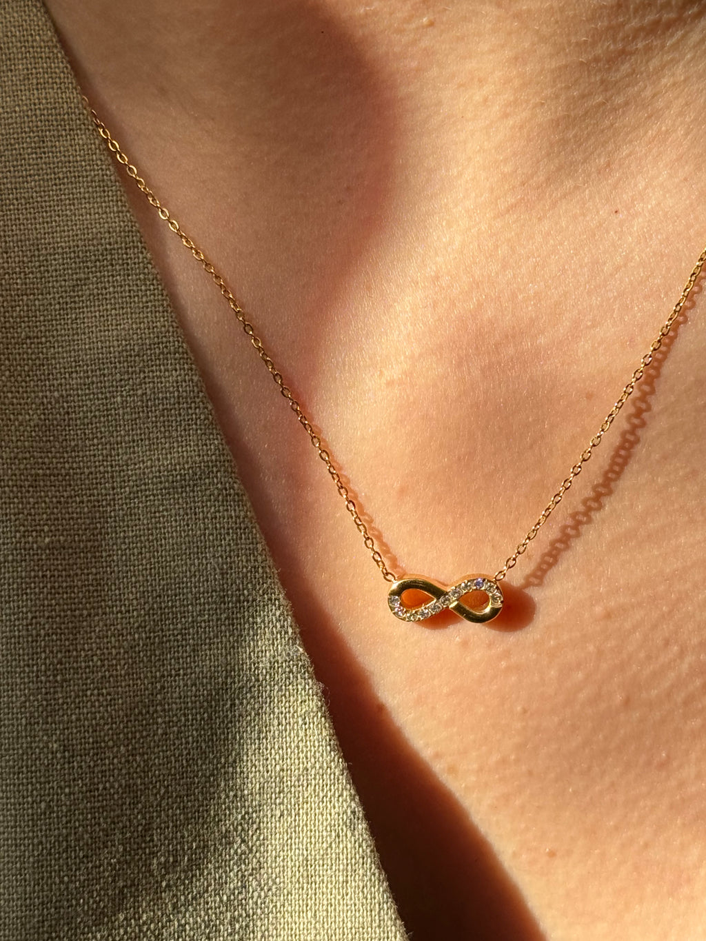 Collar Dainty Infinity