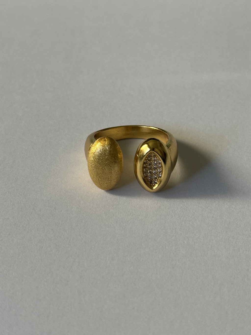 Anillo Myla