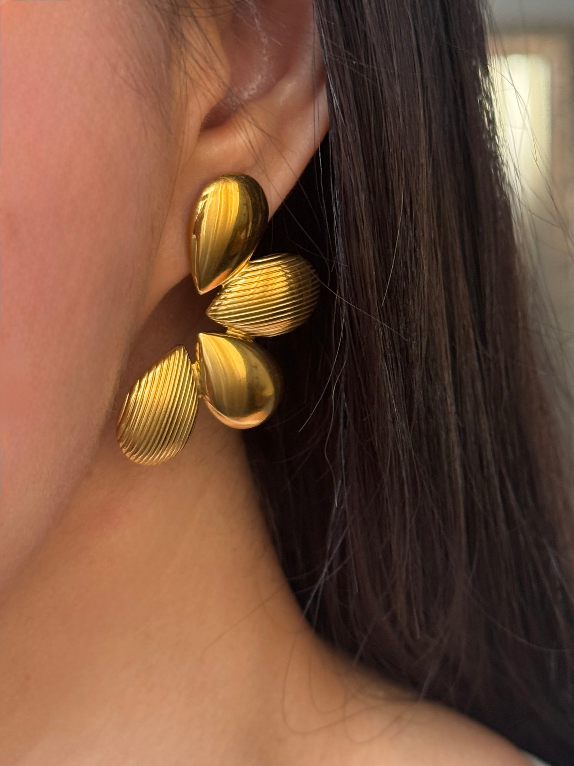 Aretes Sharon