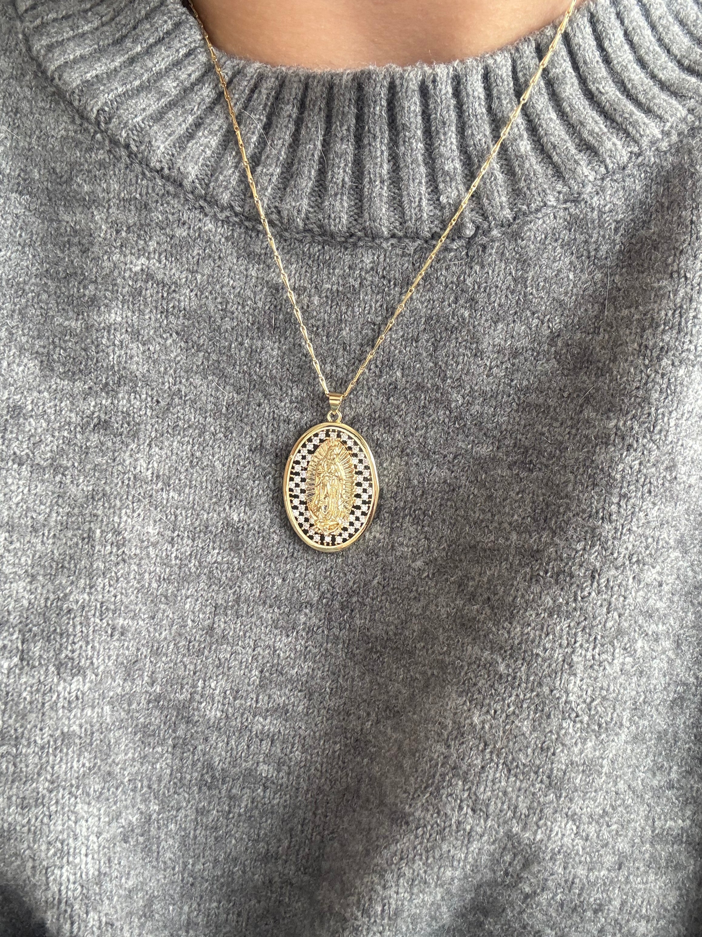 Collar Medalla Religiosa