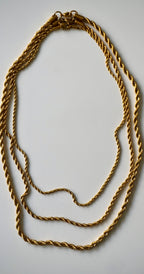 Collar Triple Twist
