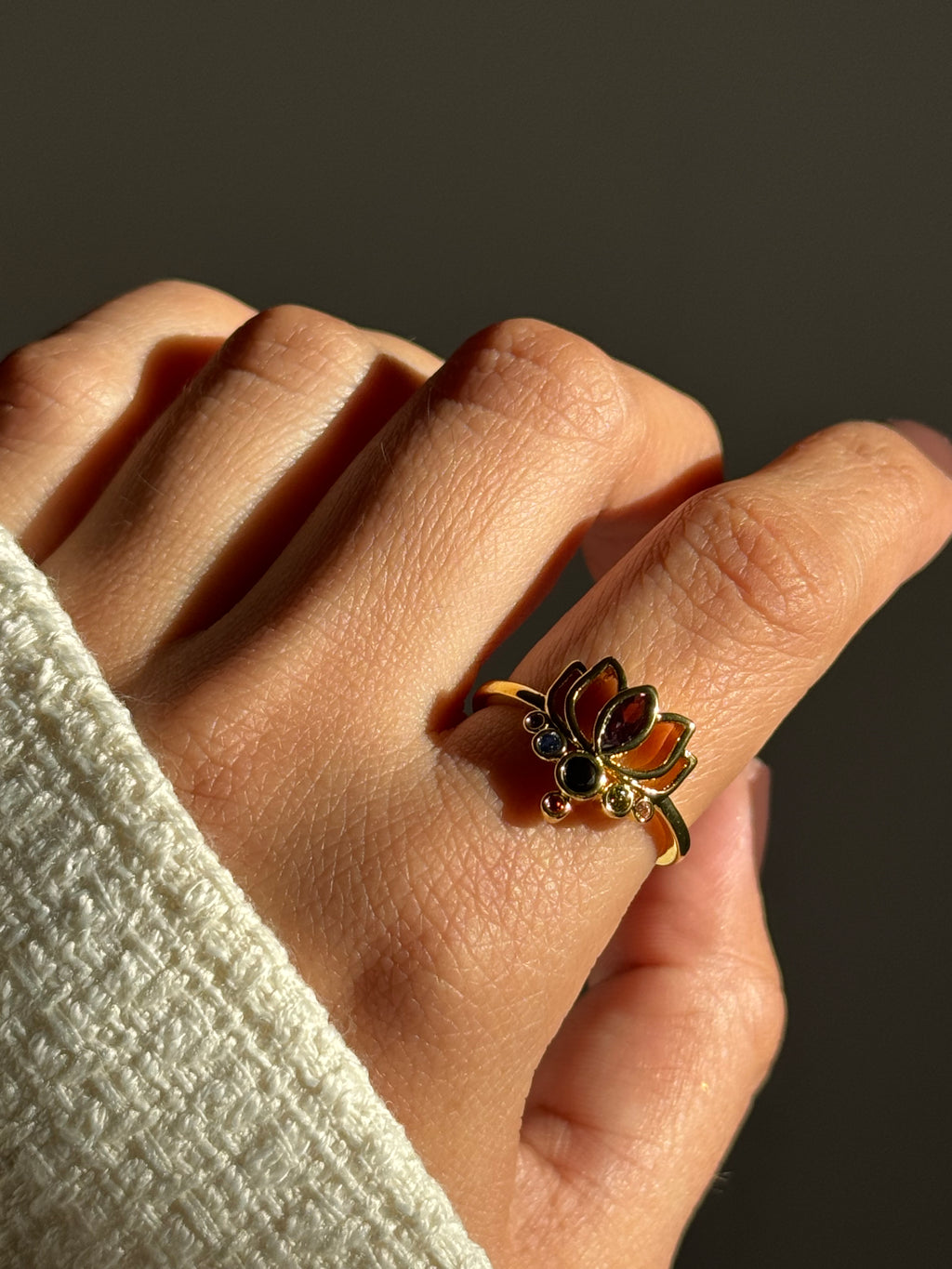Anillo Lotus