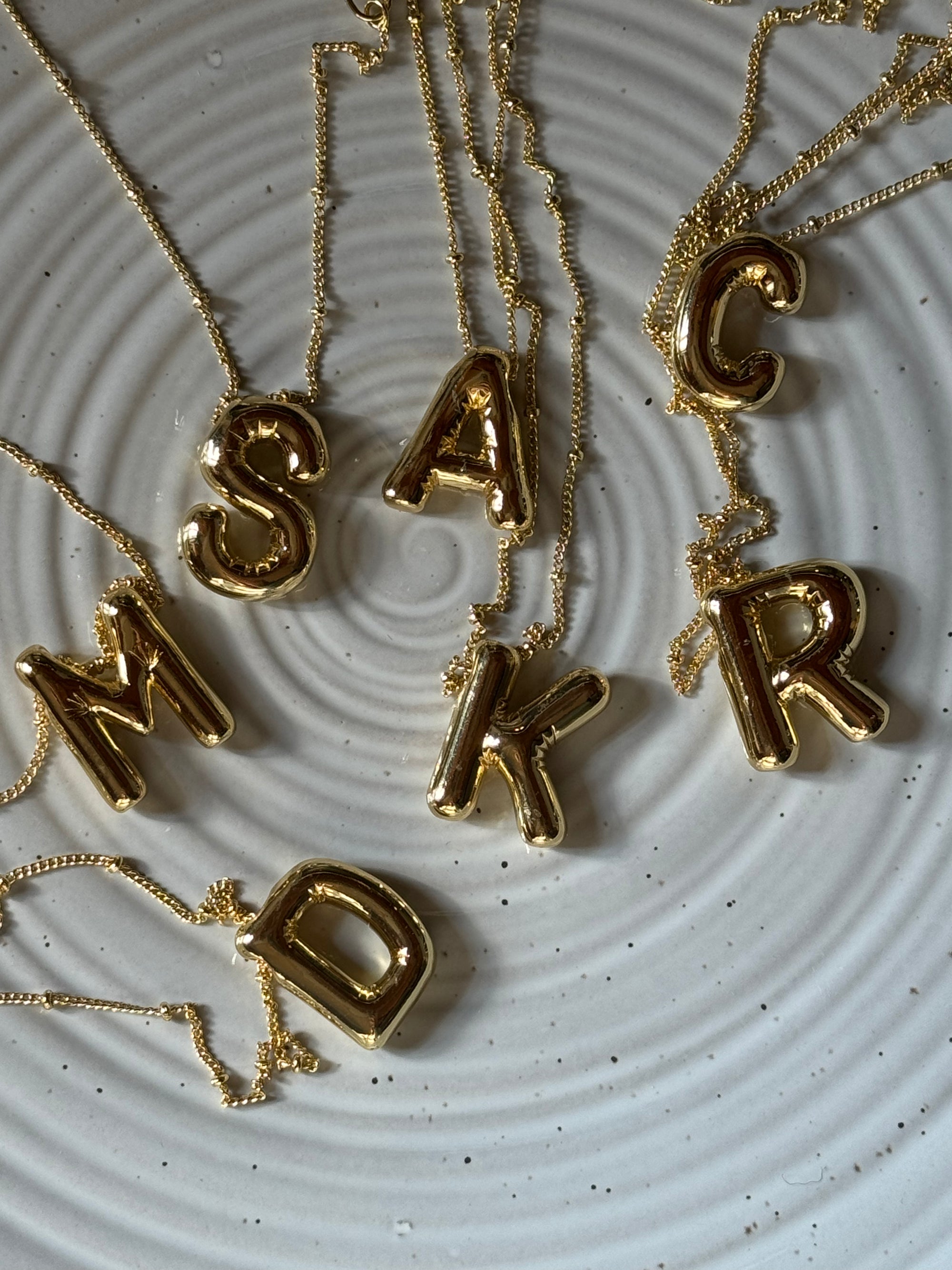 Collar Inicial Ballon