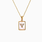 Collar Inicial Madre Perla