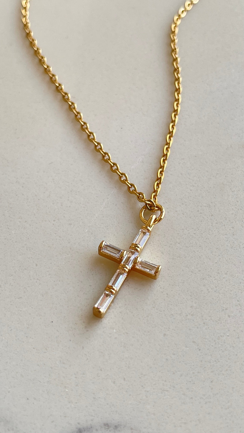 Collar Cruz Zirconias II