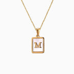Collar Inicial Madre Perla