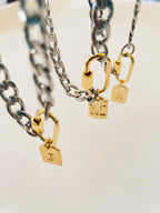 Collar Inicial Ovalo